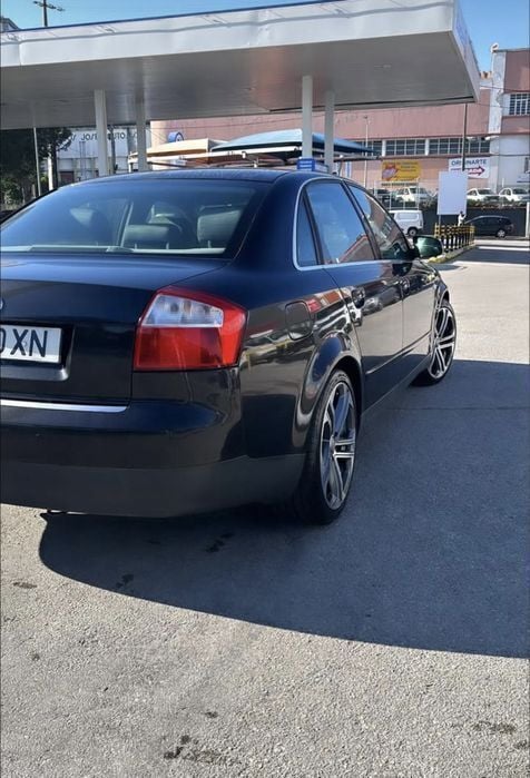 Usado 2004 Audi A4 Sedan | € 4.800 - Imagem 1/4