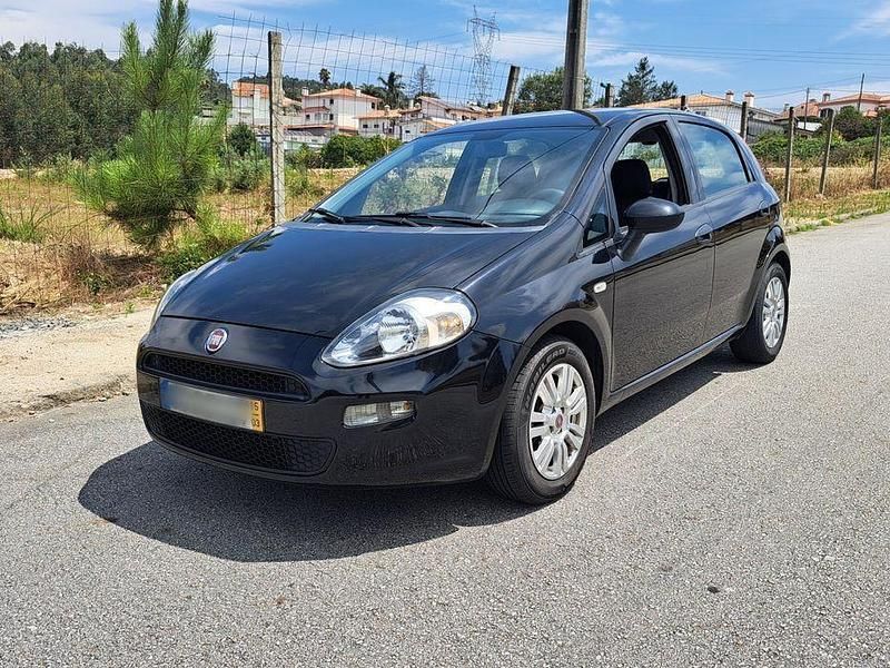 Usado 2015 Fiat Punto Citadino | € 5.900 (Bom preço) - Imagem 1/4