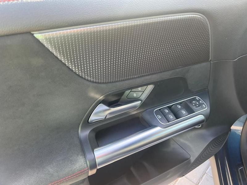 Outro Usado 2022 Mercedes EQA250 Electric Art SUV | € 34.000 (Preço justo) - Imagem 1/4