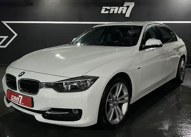 Usado BMW 320 184 HP (135 kW) 2013 Branco Sedan