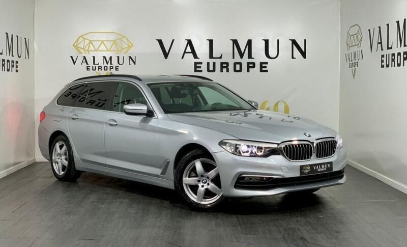 Cinzento Usado 2018 BMW 520 Sport Line Carrinha | € 26.750 (Super Preço) - Imagem 1/4