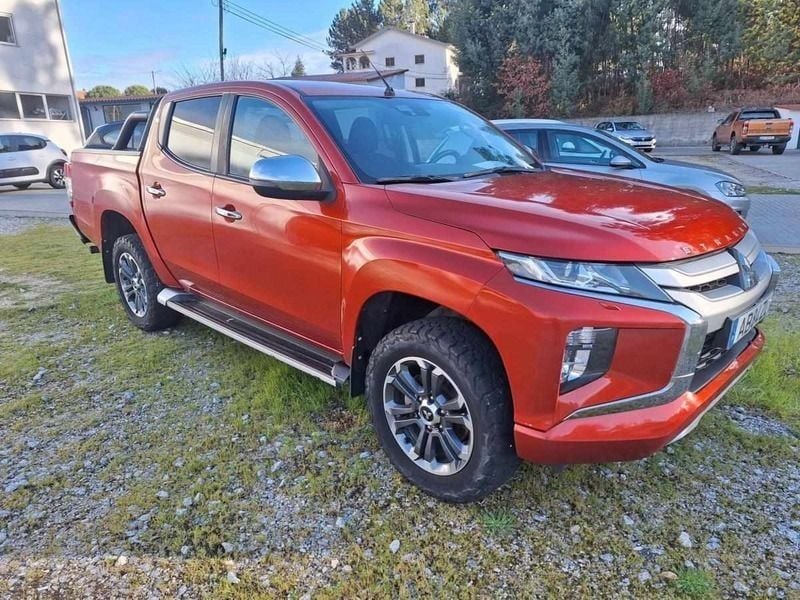 Usado Mitsubishi L200 150 HP (110 kW) 2020 Outra Pickup