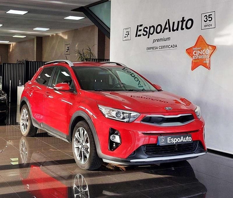 Vermelho Usado 2017 Kia Stonic EX SUV | € 10.250 (Bom preço) - Imagem 1/4