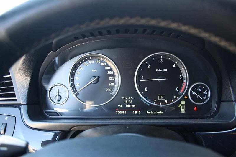 Usado BMW 520 184 HP (135 kW) 2012 Preto Carrinha