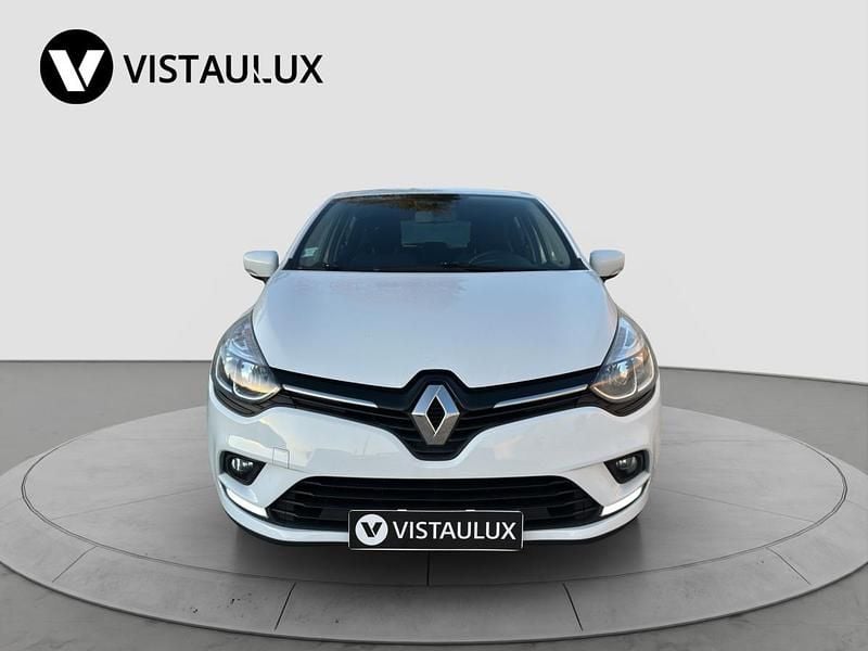 Usado Renault Clio IV Zen 75 HP (55 kW) 2017 Branco Sedan