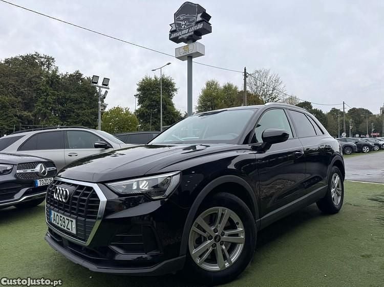 Preto Usado 2022 Audi Q3 Advanced SUV | € 33.500 (Preço justo) - Imagem 1/1