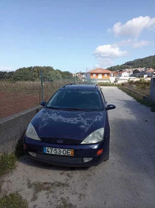 Usado 1999 Ford Focus Zetec Sedan | € 1.200 (Preço justo) - Imagem 1/4