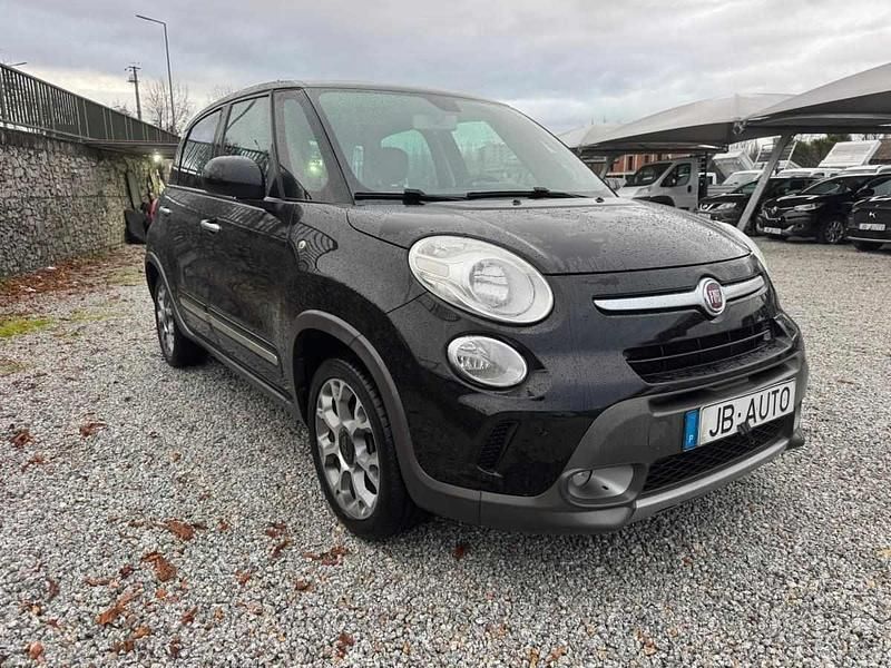 Usado Fiat 500L Trekking 95 HP (69 kW) 2015 Branco Monovolume