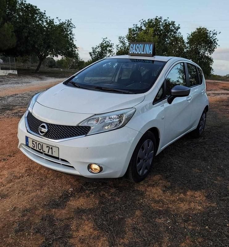 Usado Nissan Note 80 HP (58 kW) 2014 Branco Citadino