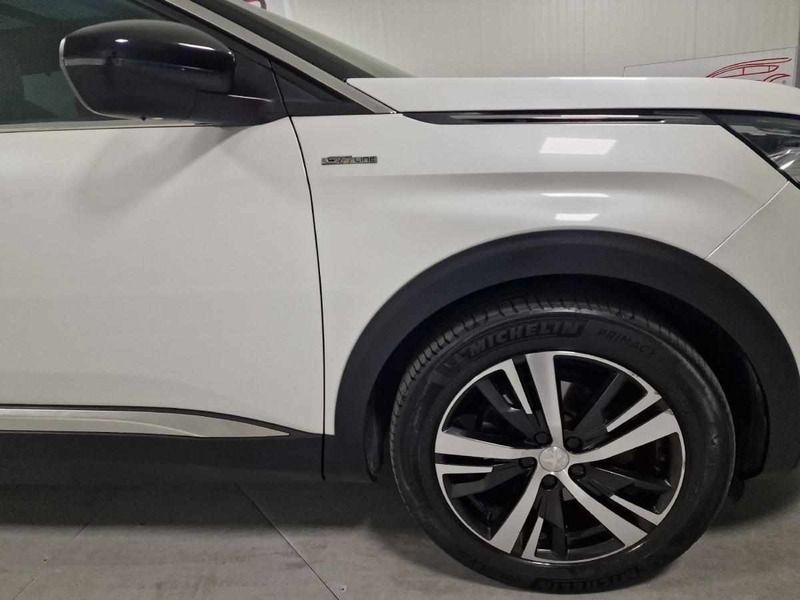 Usado Peugeot 5008 GT-line 120 HP (88 kW) 2017 Branco (metalizado) Monovolume