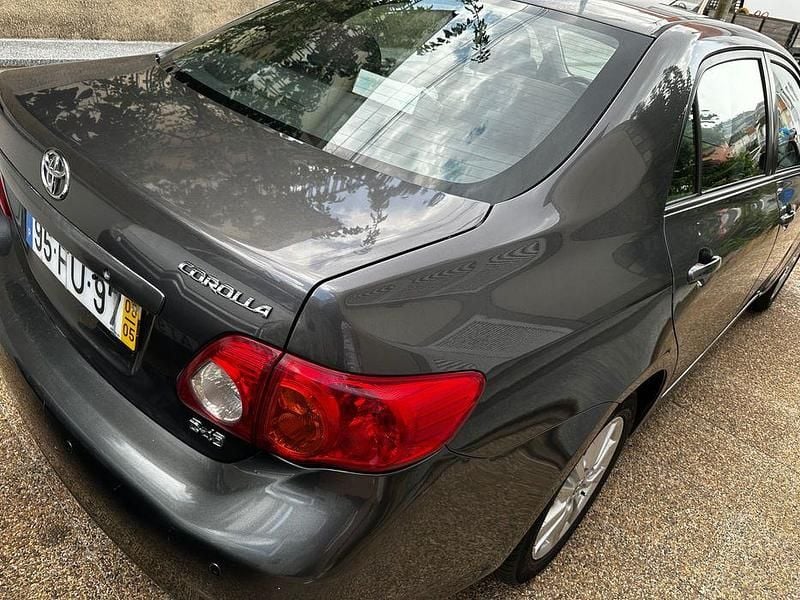 Usado 2008 Toyota Corolla Sedan | € 7.500 - Imagem 1/4