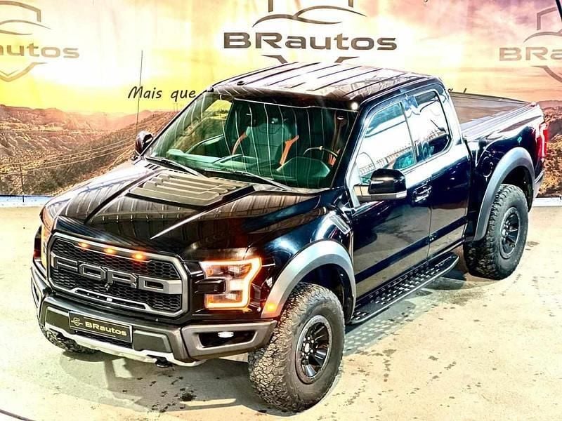 Preto Usado 2017 Ford F-150 Pickup | € 105.900 - Imagem 1/4