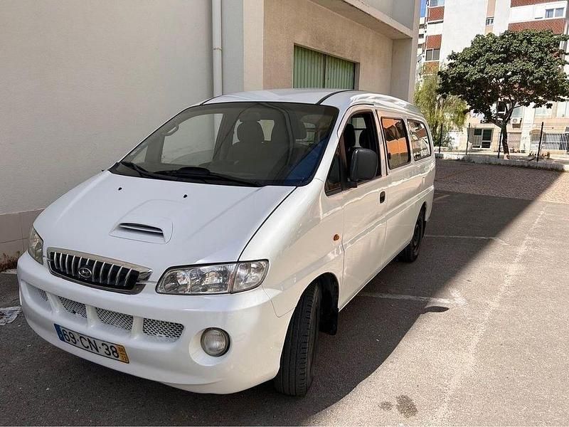 Usado Hyundai H-1 100 HP (73 kW) 2006 Branco Monovolume