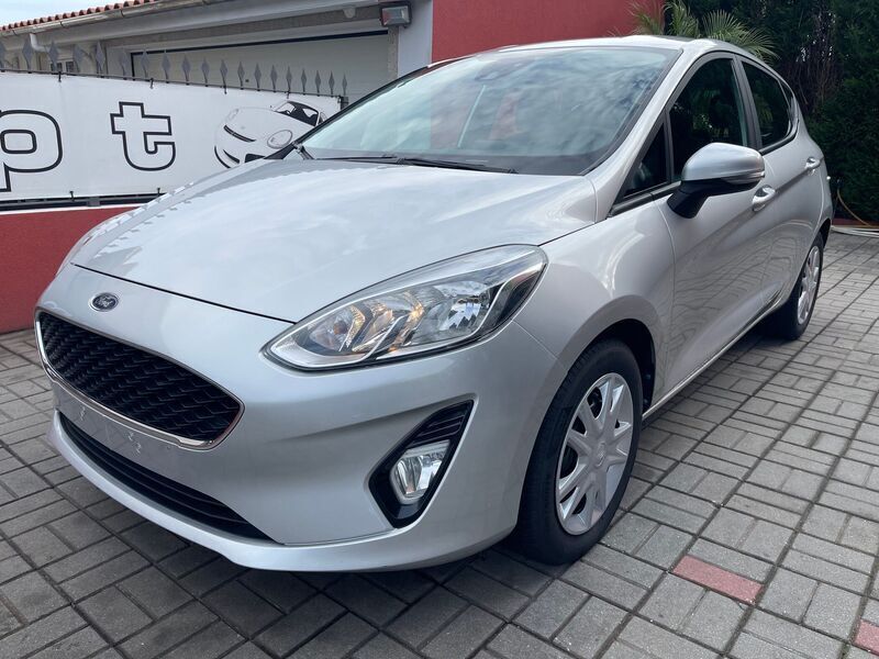 Cinza Usado 2019 Ford Fiesta Citadino | € 11.650 (Preço justo) - Imagem 1/4