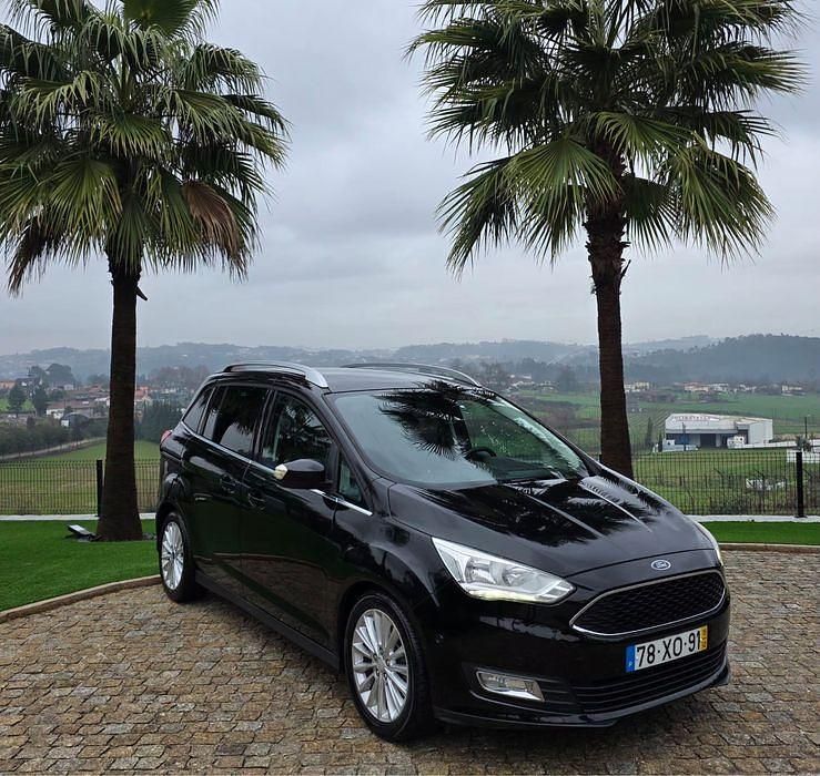 Usado Ford Grand C-Max 120 HP (88 kW) 2015 Monovolume