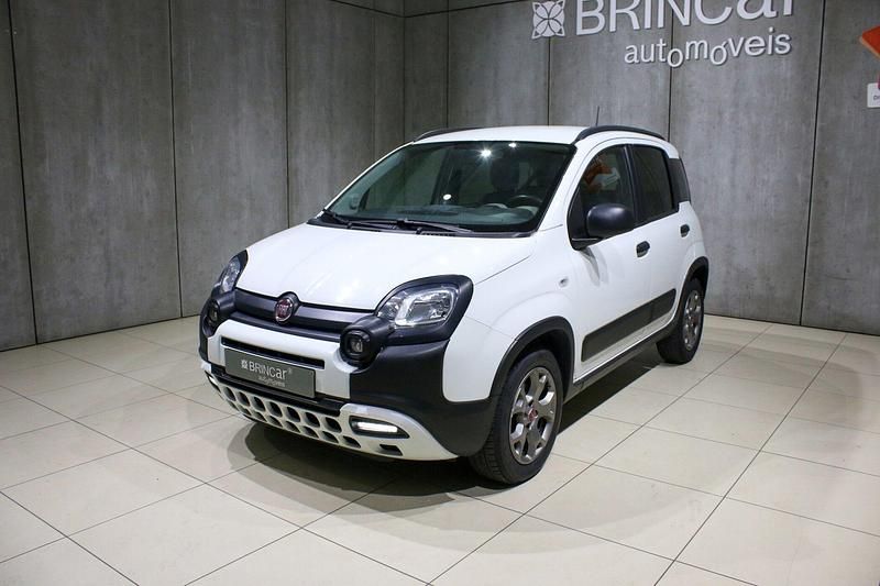 Usado Fiat Panda Cross Cross 70 HP (51 kW) 2022 Branco Citadino