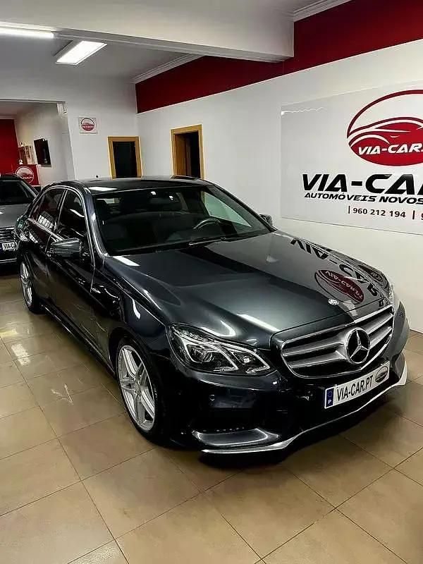 Cinza antracite Usado 2013 Mercedes E300 Avantgarde Sedan | € 17.950 (Preço justo) - Imagem 1/4