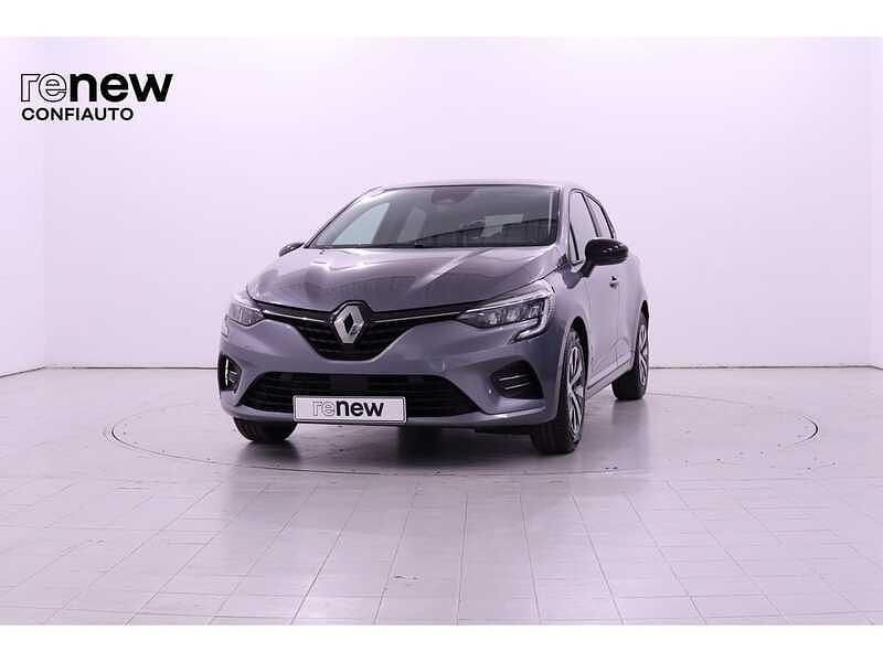 Usado Renault Clio V Evolution 100 HP (73 kW) 2023 Cinzento