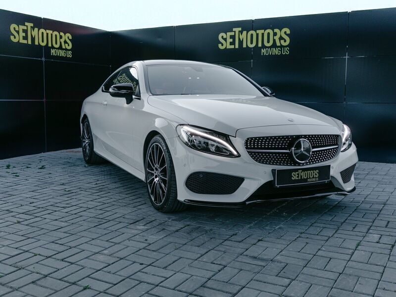 Branco Usado 2017 Mercedes C250 Coupé | € 34.490 - Imagem 1/4