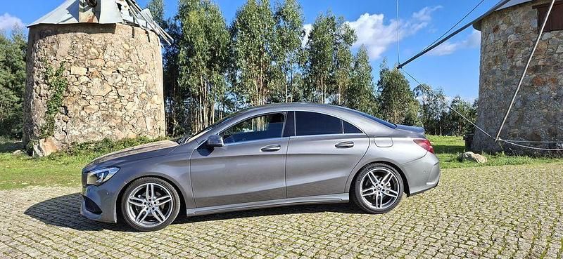 Usado Mercedes CLA200 AMG 134 HP (98 kW) 2017 Sedan