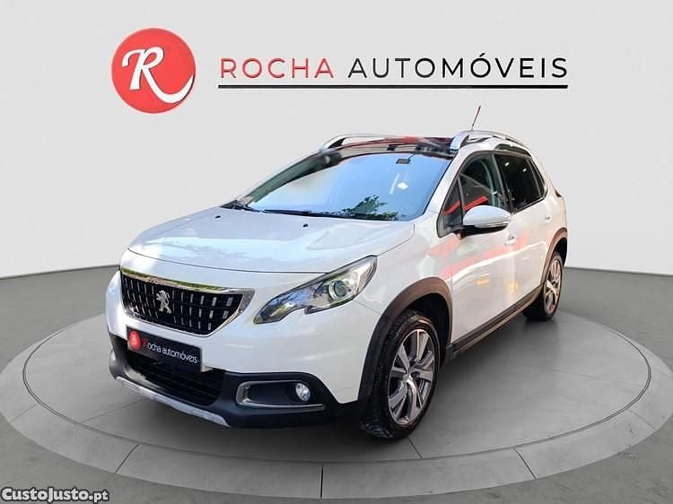 Branco Usado 2018 Peugeot 2008 Allure SUV | € 11.499 (Preço justo) - Imagem 1/1