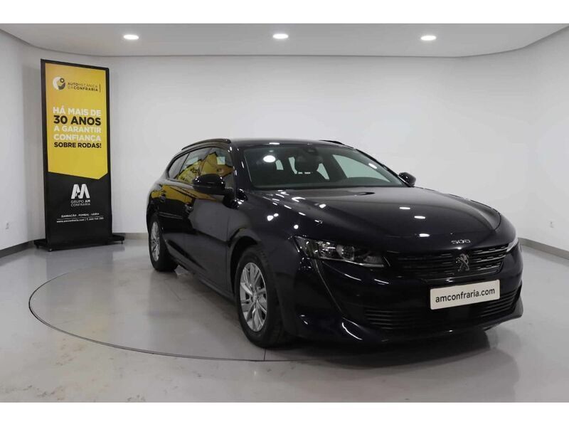 Azul Usado 2022 Peugeot 508 Active Carrinha | € 26.080 (Caro) - Imagem 1/4