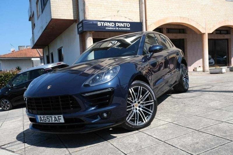 Azul Usado 2016 Porsche Macan SUV | € 42.500 (Preço justo) - Imagem 1/4