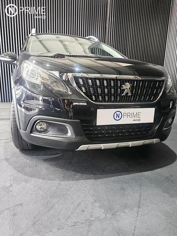 Preto Usado 2017 Peugeot 2008 Allure SUV | € 11.500 (Preço justo) - Imagem 1/4