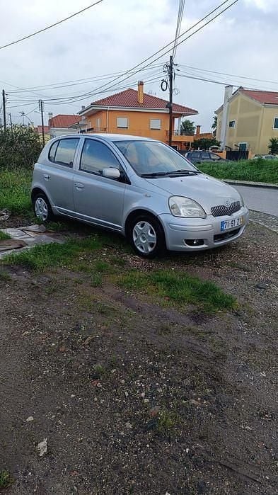 Usado 2005 Toyota Yaris | € 3.800 (Bom preço) - Imagem 1/4