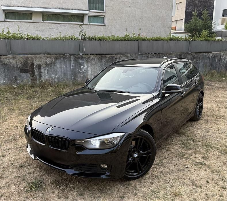 Usado 2014 BMW 318 Sedan | € 12.490 (Bom preço) - Imagem 1/4