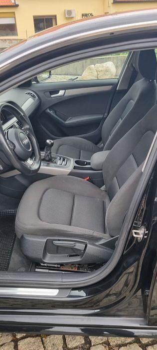 Usado Audi A4 S-Line 150 HP (110 kW) 2012 Sedan