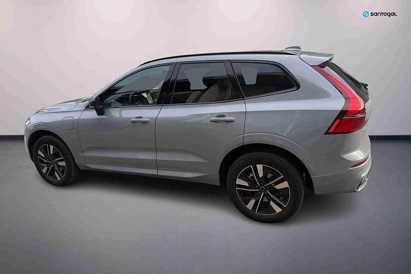 Usado Volvo XC60 Plus 253 HP (186 kW) 2026 Cinzento SUV