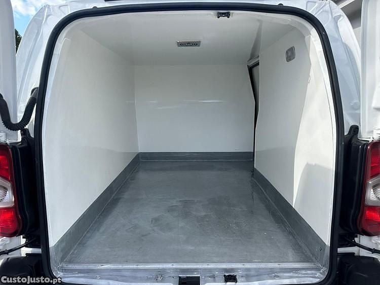 Branco Usado 2020 Peugeot Partner Premium Van | € 14.950 (Preço elevado) - Imagem 1/1
