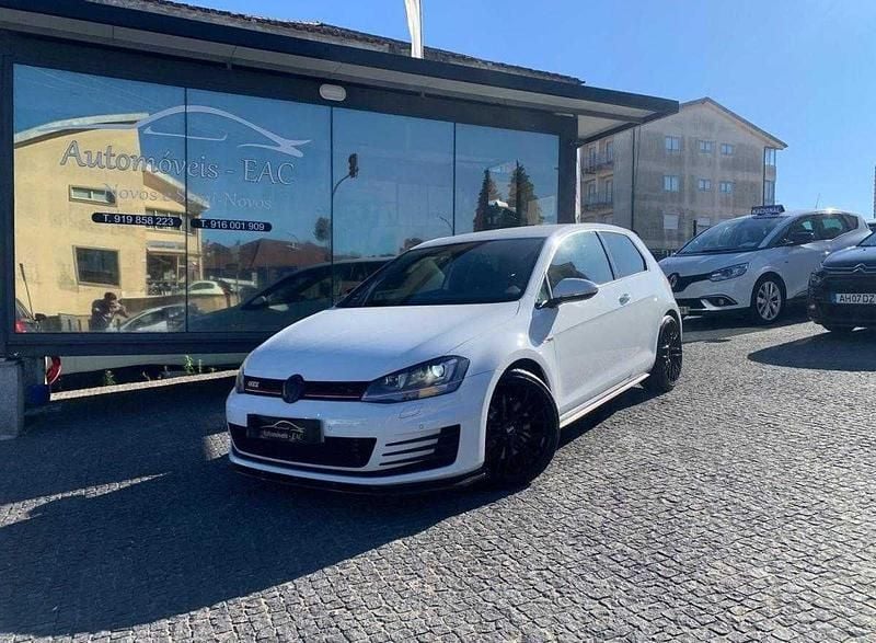 Branco Usado 2016 VW Golf VII GTI | € 24.900 (Preço justo) - Imagem 1/4