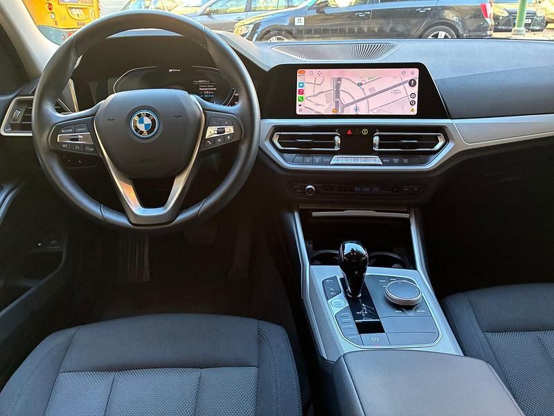 Usado BMW 320 204 HP (150 kW) 2021 Preto Carrinha