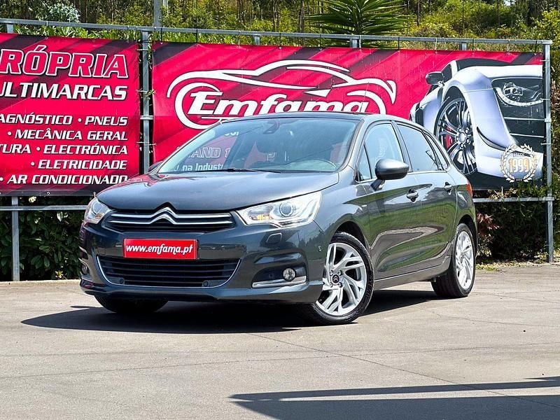 Cinza Usado 2011 Citroën C4 Exclusive | € 9.450 (Preço justo) - Imagem 1/4