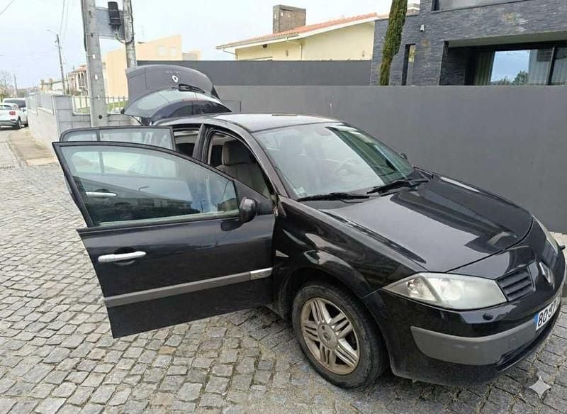 Usado Renault Mégane II 105 HP (77 kW) 2005 Sedan