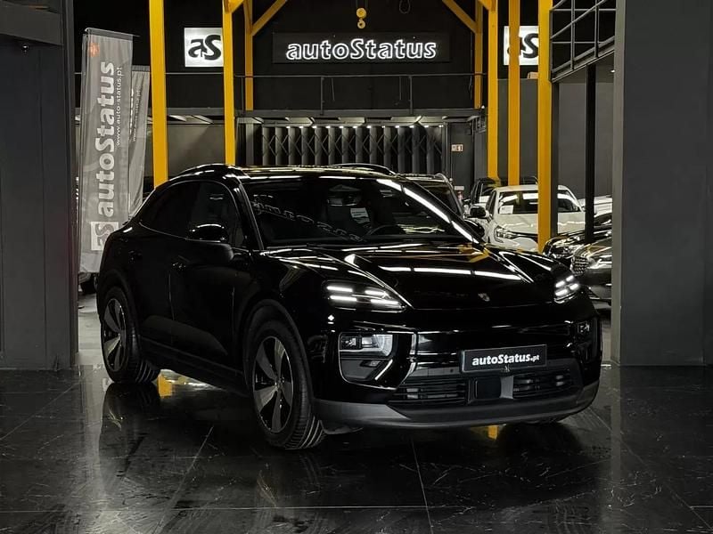 Preto Usado 2025 Porsche Macan SUV | € 87.990 (Preço justo) - Imagem 1/4