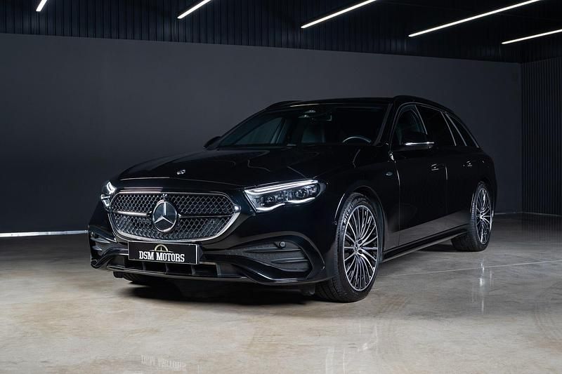 Preto Usado 2025 Mercedes E300 AMG line Carrinha | € 68.900 - Imagem 1/4