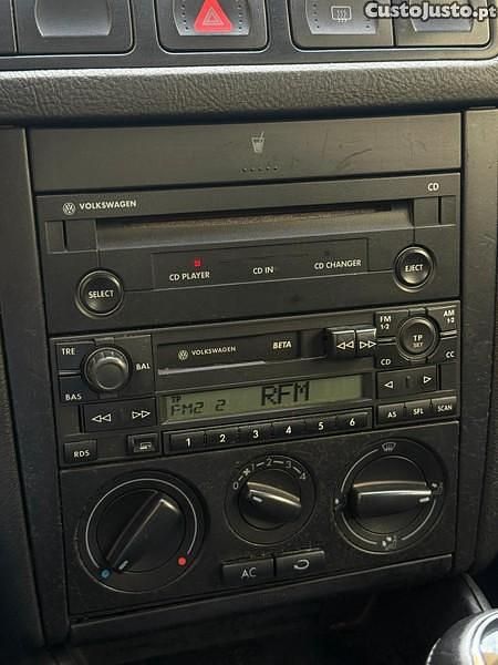 Azul Usado 2003 VW Golf IV Carrinha | € 2.450 (Preço justo) - Imagem 1/1