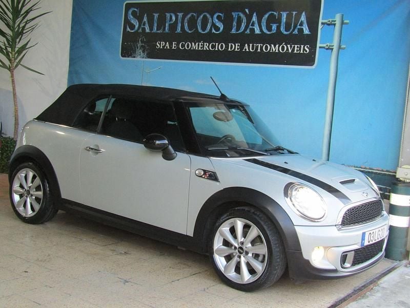 Usado Mini Cooper S Cabriolet 184 HP (135 kW) 2011 Cinza Cabrios