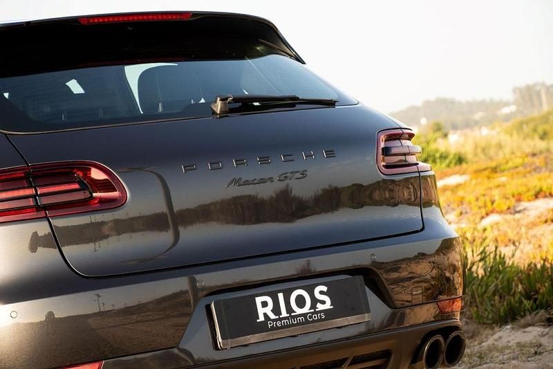 Usado Porsche Macan 360 HP (264 kW) 2016 Antracite SUV
