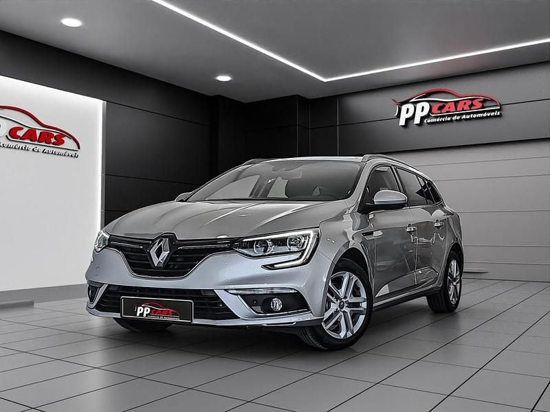Cinzento Usado 2020 Renault Mégane IV Carrinha | € 15.950 (Preço justo) - Imagem 1/4