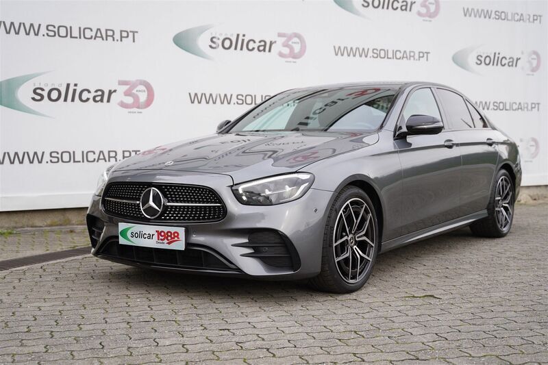 Cinza Usado 2023 Mercedes E220 AMG line Sedan | € 51.500 (Preço justo) - Imagem 1/4