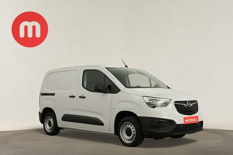 Branco Usado 2023 Opel Combo Van | € 17.799 (Preço justo) - Imagem 1/4
