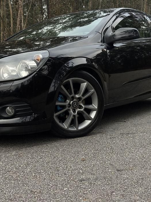 Usado Opel Astra GTC 156 HP (114 kW) 2006