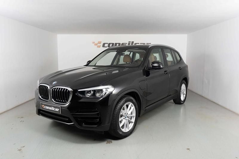 Preto Usado 2021 BMW X3 Luxury Line SUV | € 32.880 (Bom preço) - Imagem 1/4