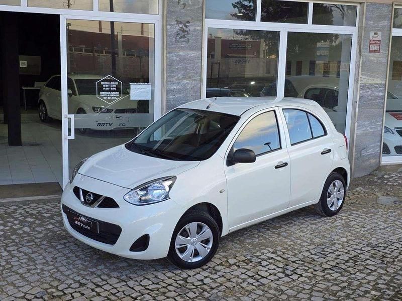 Usado Nissan Micra Acenta 80 HP (58 kW) 2013 Branco