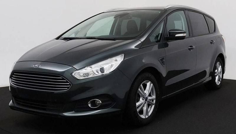Verde Usado 2018 Ford S-MAX S Monovolume | € 21.950 (Bom preço) - Imagem 1/4