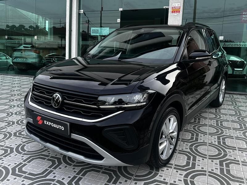 Usado VW T-Cross 95 HP (69 kW) 2024 Preto cinzento SUV